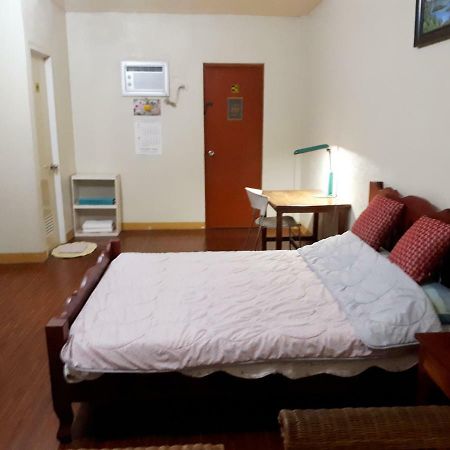 Minine Guesthouse Silang Eksteriør bilde