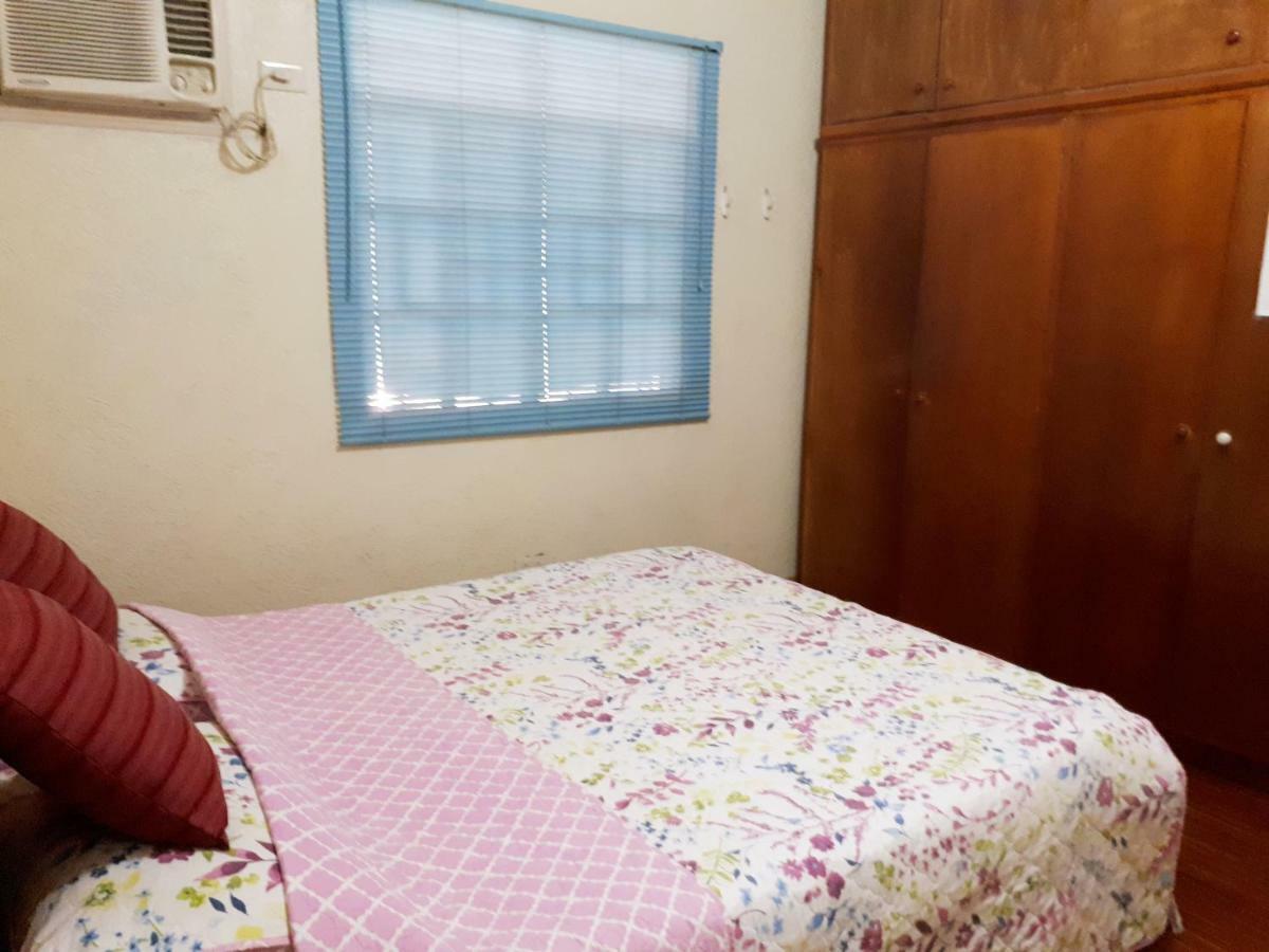 Minine Guesthouse Silang Eksteriør bilde