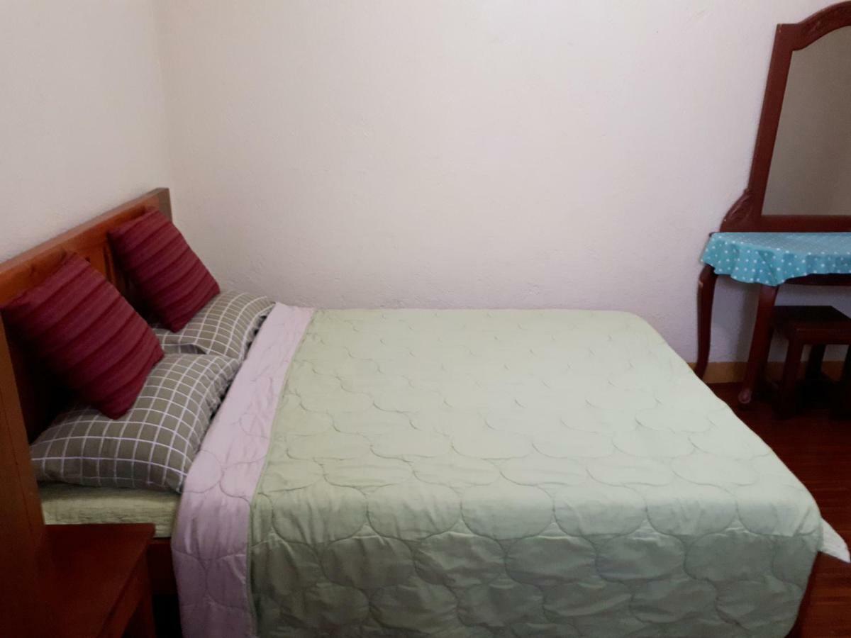 Minine Guesthouse Silang Eksteriør bilde