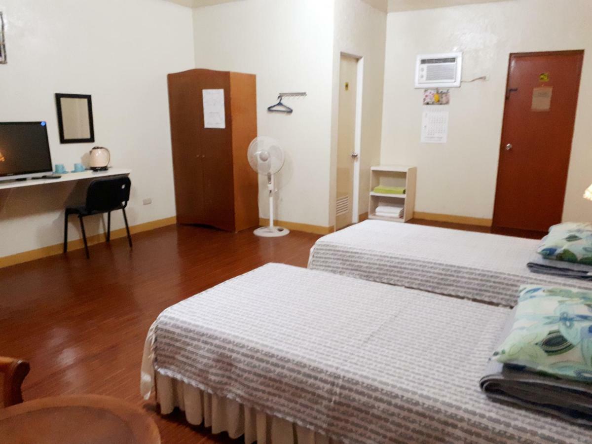 Minine Guesthouse Silang Eksteriør bilde